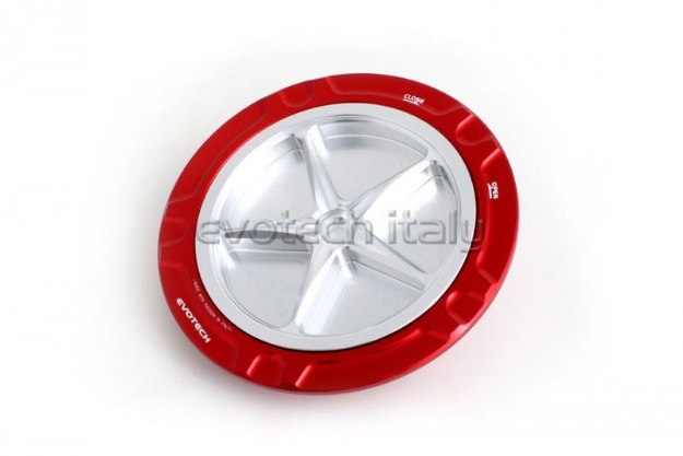 Afbeeldingen van Tankdop met schroefdop van Evotech voor Aprilia / Ducati / MV Agusta rood/zilver
