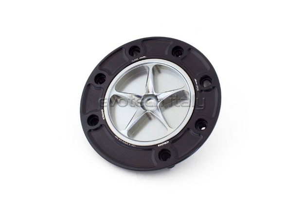 Afbeeldingen van Tankdop met schroefdop Evotech Suzuki 7 bouten (SU1) zwart/zilver