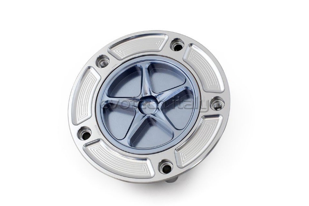 Afbeeldingen van Tankdop met schroefdop Evotech Suzuki 5 bouten (SU2) zilver/titanium