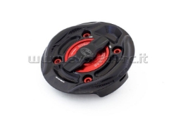 Afbeeldingen van Tankdop met snelsluiter van Evotech voor diverse BMW modellen zwart/rood