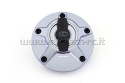 Afbeeldingen van Tankdop met snelsluiter Evotech diverse Yamaha / Ducati / MV Agusta titanium/titanium