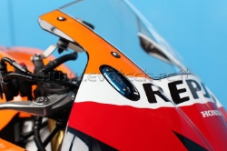 Afbeeldingen van Spiegelafdekplaatjes Evotech Honda CBR600F/ 600RR/ 900RR/ 1000RR/ SP1/2 / CB600F/ Yamaha YZF-R125 '14-