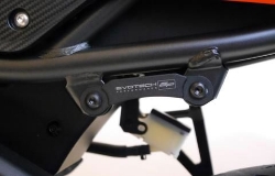 Afbeeldingen van Uitlaatsteun met afdek plaatje Evotech Performance Kawasaki ZX6-R 636 ’19-21