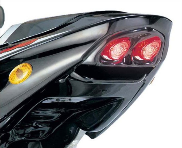 Afbeeldingen van Tailguards dual light zwart Suzuki GSX-R600 '01-03 / 750 '00-03 / 1000 '01-02