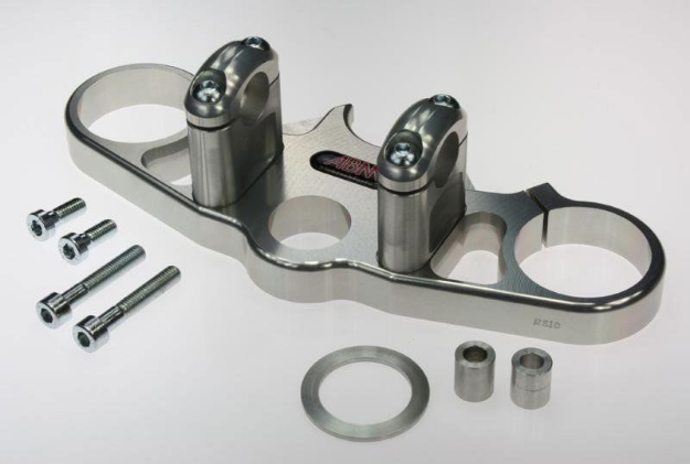 Afbeeldingen van Superbikestuurombouw kroonplaat zwart Aprilia RSV1000/MILLE 2004-2008