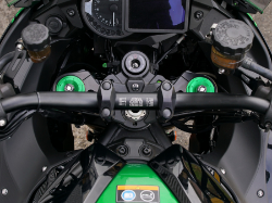 Afbeeldingen van Superbikestuurombouw A1 kit Kawasaki H2 SX '18-
