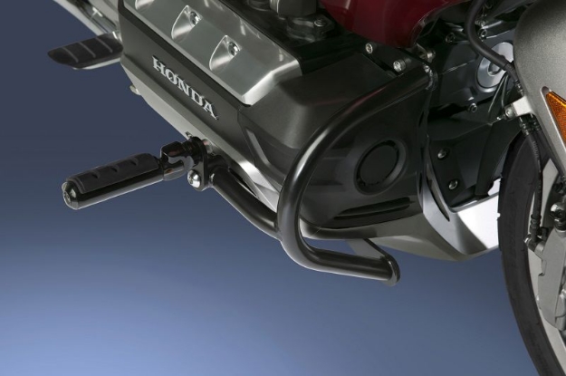 Afbeeldingen van Valbeugel zwart van National Cycle voor de Honda GL1800