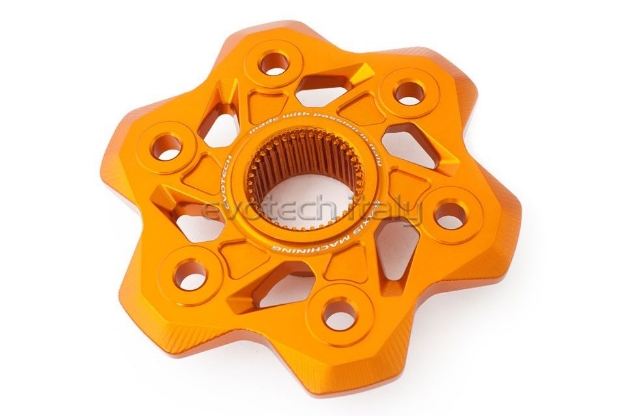 Afbeeldingen van Tandwieldrager aluminium Evotech voor KTM 1290 Superduke R / GT