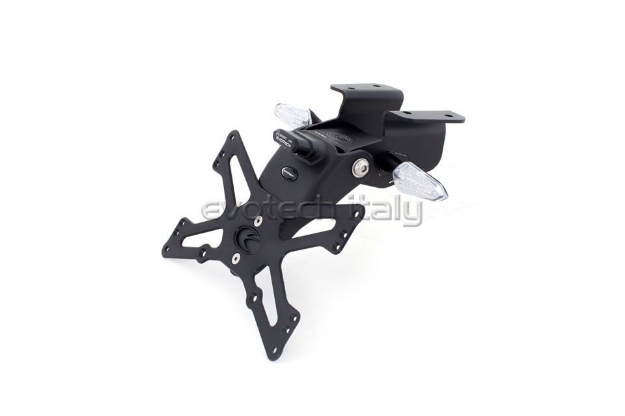 Afbeeldingen van Kentekenplaathouder Evotech Yamaha T-MAX 530 '17-