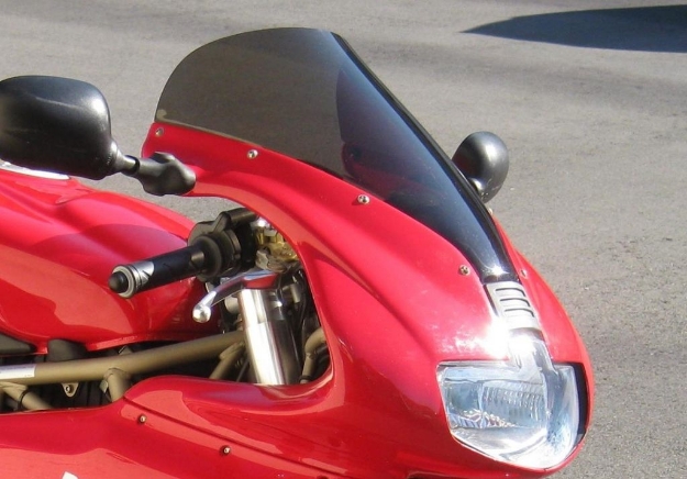Afbeeldingen van Vervangingsruit standaard Ducati 750/900SS '98-'06-transparant