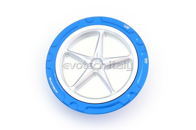 Afbeeldingen van Tankdop met schroefdop Evotech BMW R Nine T/ 1200 Scrambler '14- blauw/zilver