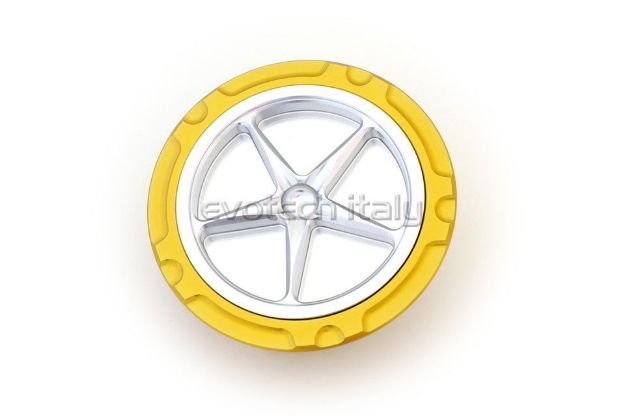 Afbeeldingen van Tankdop met schroefdop Evotech BMW R Nine T/ 1200 Scrambler '14- goud/zilver