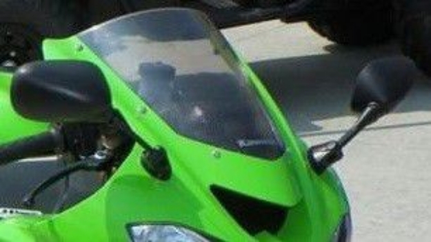 Afbeeldingen van Vervangingsruit Standaard Kawasaki ZX10-R '04-'05-licht getint