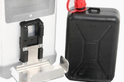 Afbeeldingen van Canister 2 ltr met houder en montageplaat Hepco&Becker