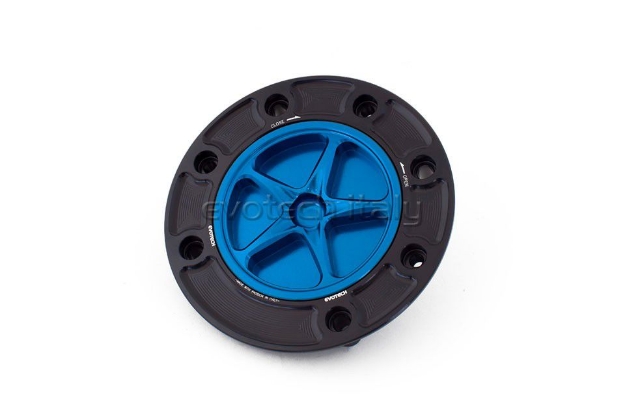 Afbeeldingen van Tankdop met schroefdop Evotech Suzuki 7 bouten (SU1) zwart/blauw