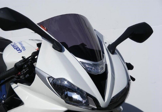 Afbeeldingen van Vervangingsruit standaard Triumph Daytona 675/R '13-'16