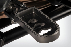 Afbeeldingen van Footrest lowering kit - titanium BMW R1200GS LC/Adventure Wunderlich