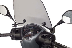 Afbeeldingen van Windscherm scooter model Traffic Puig voor Honda Scoopy SH125i/ SH150i '12-
