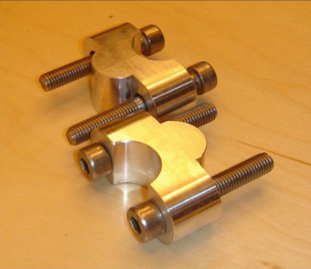 Afbeeldingen van Stuurverhogers 25mm aluminium voor 28mm stuur