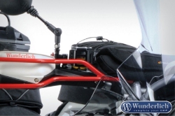 Afbeeldingen van Clutch reservoir protector BMW HP2-Enduro// R1200GS/Adventure //R1200R - black Wunderlich