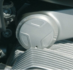 Afbeeldingen van Telelever cover EDGE design | set BMW R1200GS/Adv. -'13 / R1200R -'14 / R1200S - silver Wunderlich