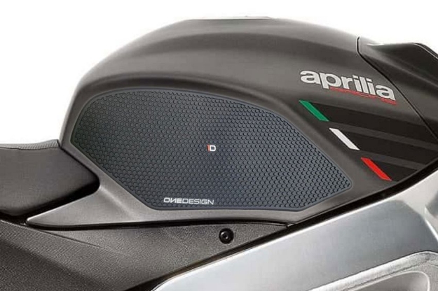 Afbeeldingen van Tank protector/grip stickers zwart Puig diverse Aprilia modellen