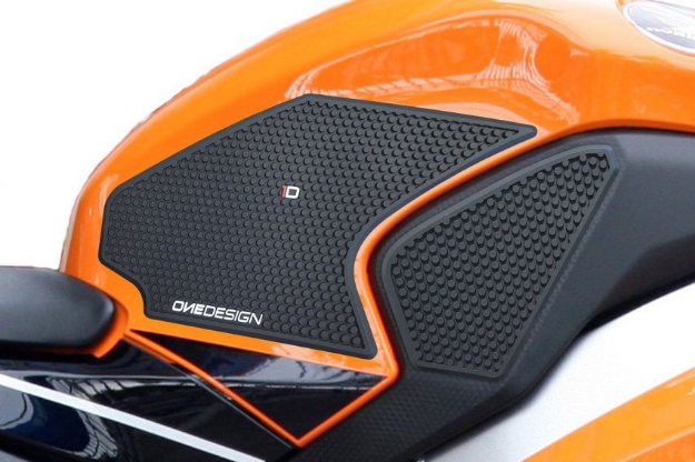 Afbeeldingen van Tank protector/grip stickers zwart Puig Honda CBR1000RR/SP ’12-16