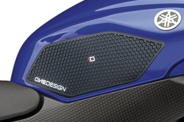 Afbeeldingen van Tank protector/grip stickers zwart Puig Yamaha YZF-R6 ’08-‘16