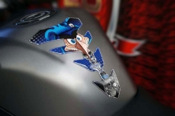 Afbeeldingen van Tankpad Joker Puig blauw universeel