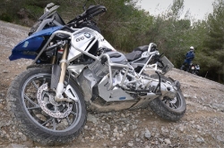 Afbeeldingen van Centre stand protection plate BMW 1200GS LC/Adv - black Wunderlich