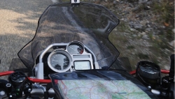 Afbeeldingen van Clutch reservoir protector BMW HP2-Enduro// R1200GS/Adventure //R1200R - black Wunderlich