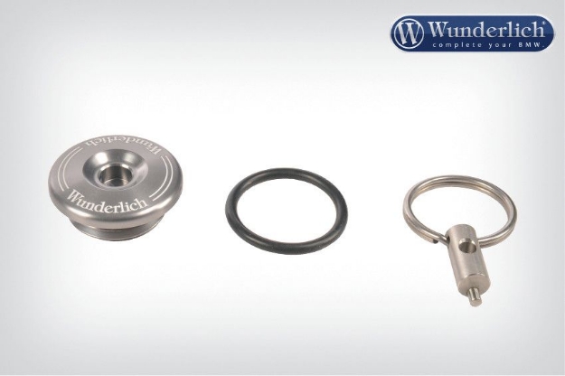 Afbeeldingen van Safety oil filler plug diverse BMW modellen - titanium Wunderlich