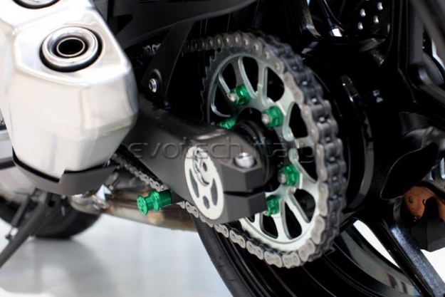 Afbeeldingen van Bobbin-kit Evotech M8B -groen