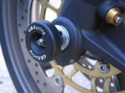 Afbeeldingen van GB-Racing front spindle protector Triumph Daytona 675 '06- / Street Triple '07-16