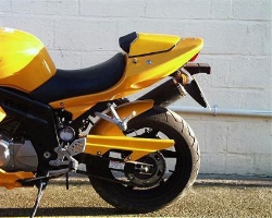 Afbeeldingen van Soloseat Hyosung GT650 R/S ongespoten UVK