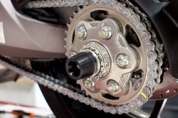 Afbeeldingen van Achterasslider Evotech diverse Ducati modellen