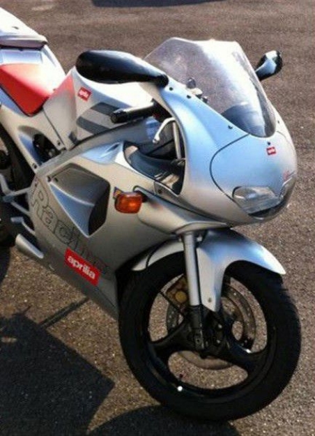 Afbeeldingen van Vervangingsruit standaard Aprilia RS125 '93-'99/ RS250 '94-'97-transparant