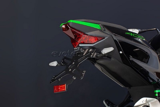 Afbeeldingen van Kentekenplaathouder Evotech Kawasaki Z400/500 / Ninja 400/500