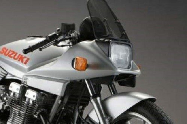 Afbeeldingen van Vervangingsruit Standaard Suzuki KATANA 750/1100-licht getint