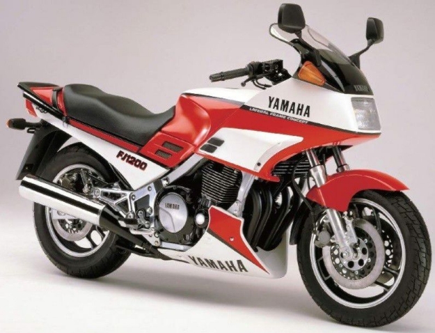 Afbeeldingen van Vervangingsruit Standaard Yamaha FJ1200 '86-'87-zwart