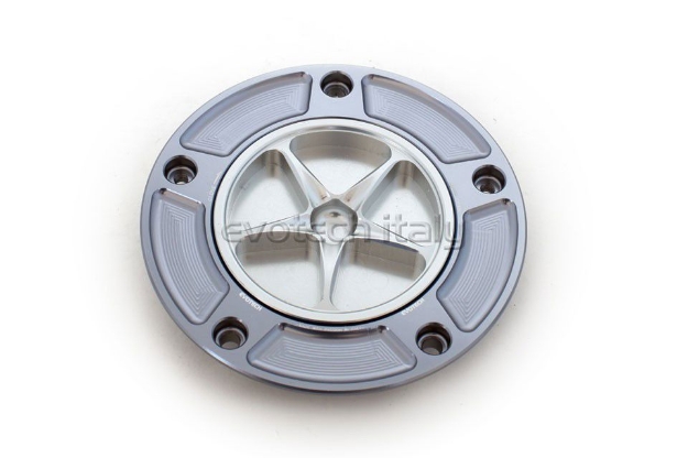 Afbeeldingen van Tankdop met schroefdop Evotech diverse Kawasaki modellen titanium/zilver