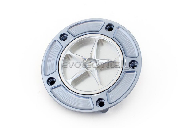 Afbeeldingen van Tankdop met schroefdop Evotech Suzuki 5 bouten (SU2) titanium/zilver