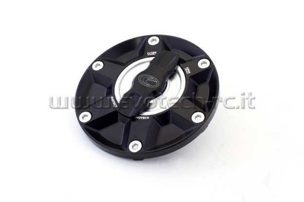 Afbeeldingen van Tankdop met snelsluiter van Evotech voor diverse Aprilia / Triumph / MV Agusta zwart/zilver