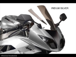 Afbeeldingen van Vervangingsruit jetstream iridium titanium Kawasaki ZX10-R '04-05 (UVK)