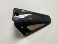 Afbeeldingen van Achterspatbord sport-line carbon met goud gaas Suzuki GSX-R1000 2005-2006 (sale)