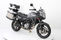 Afbeeldingen van Kofferset Hepco&Becker 'Cutout' met RVS rek en Xplorer BLACK koffers Suzuki DL650 V-Strom 2012-2016