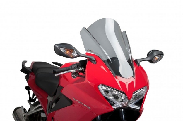 Afbeeldingen van Vervangingsruit touring Puig Honda VFR800F '14-20 licht getint