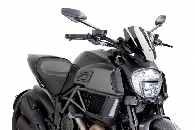 Afbeeldingen van Vervangingsruit naked bike sport verstelbaar Puig Ducati Diavel '14--donker getint