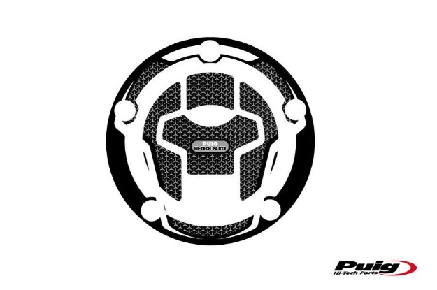 Afbeeldingen van Tankdopcover Puig voor Suzuki DL650/1000 V-Strom '17- / GSX-S750/R1000 '17- zwart/carbon look