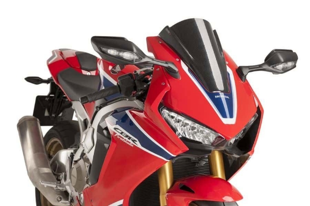 Afbeeldingen van Vervangingsruit Puig Jetstream Honda CBR1000RR '17-19 -carbon look